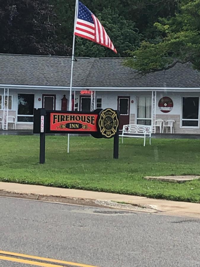 Firehouse Inn セント・イグナス エクステリア 写真