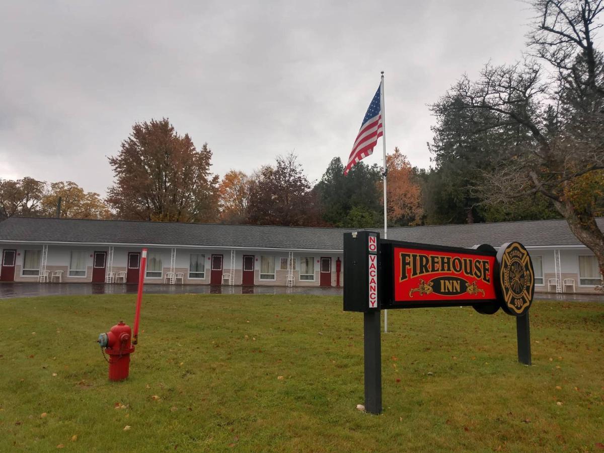 Firehouse Inn セント・イグナス エクステリア 写真