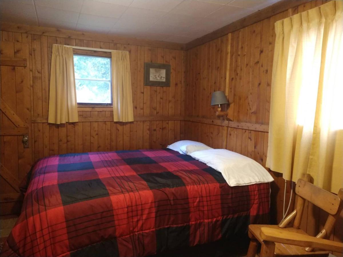 Firehouse Inn セント・イグナス エクステリア 写真